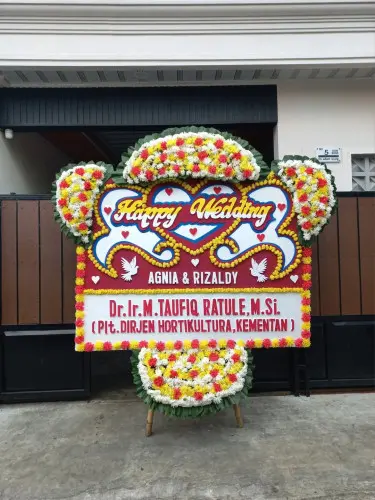 Papan Bunga Pernikahan pusakasari